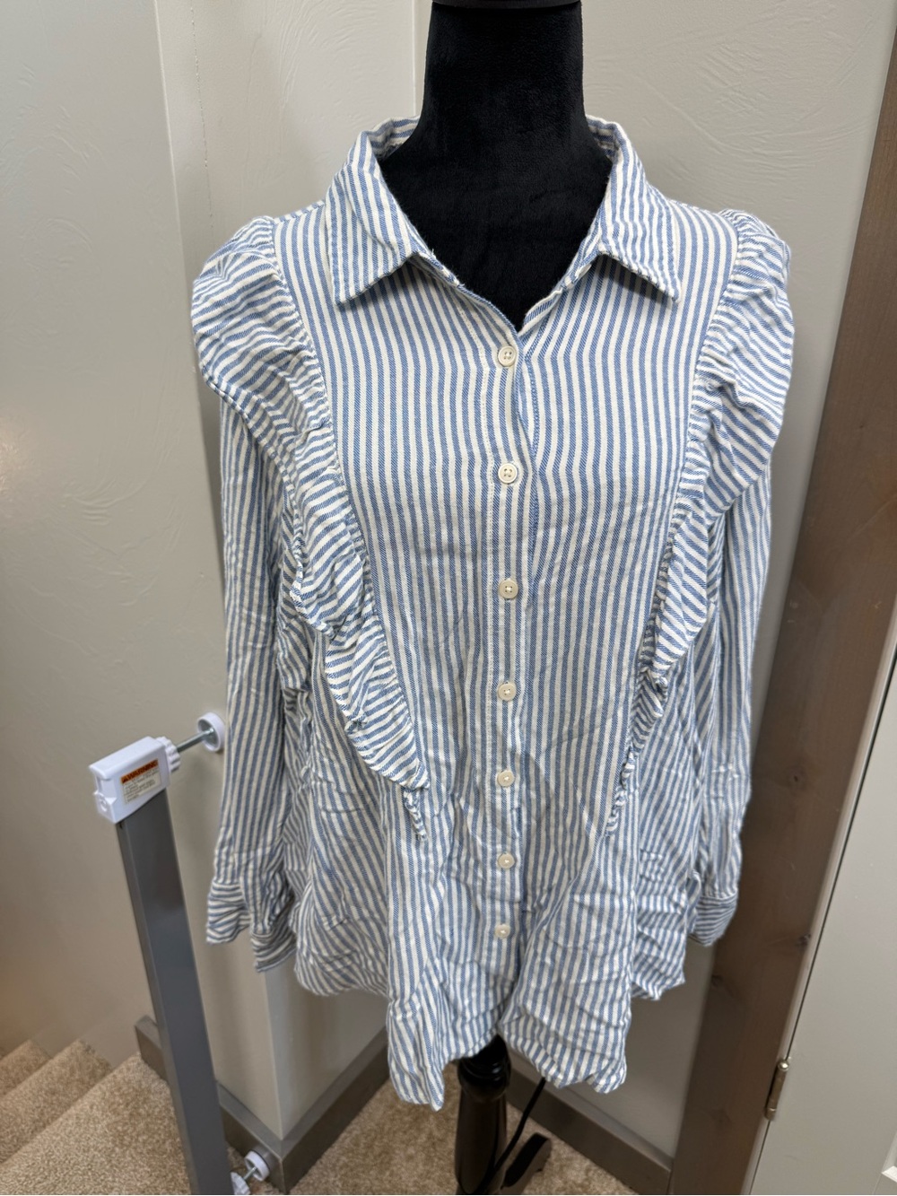 Torrid Womens Button Down Blue White Pinstripe Ruffle Long Sleeve Blouse Top 2X